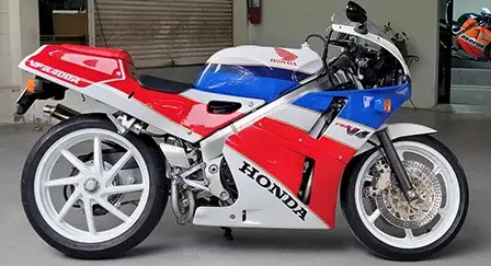 12 Honda VFR400R NC30 Restoration
