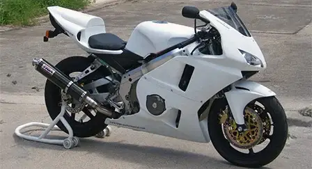 46 NC23 CBR400RR Bodywork