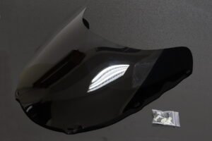 Screen Dark Tint, Stock Shape, RVF400 NC35, Kit.