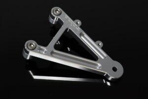 Tyga Step Kit Replacement Left Side Hanger, MC21/28 Assy.