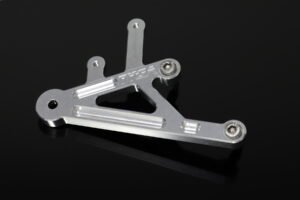 Tyga Step Kit Replacement Right Side Hanger, VJ22, Assy.