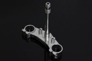 Lower Triple Clamp, CNC Silver, RGV250 VJ22