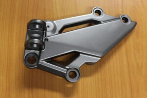 Bracket, Right Footrest, Ninja 250R/300R
