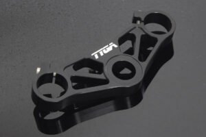 Top Triple Clamp, CNC Black, NC30 VFR400R